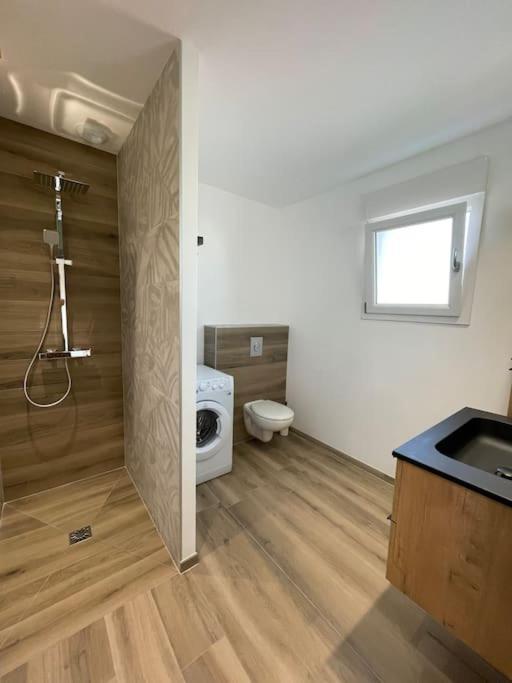 Appartement Climatise Charmes (Vosges) Exterior foto