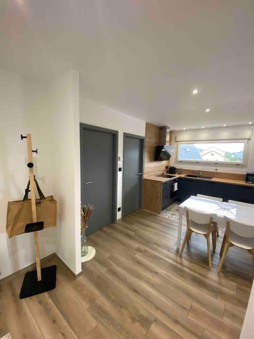 Appartement Climatise Charmes (Vosges) Exterior foto