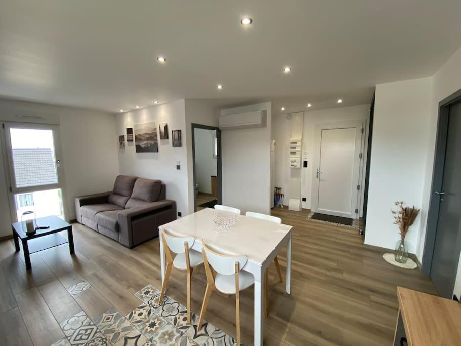 Appartement Climatise Charmes (Vosges) Exterior foto
